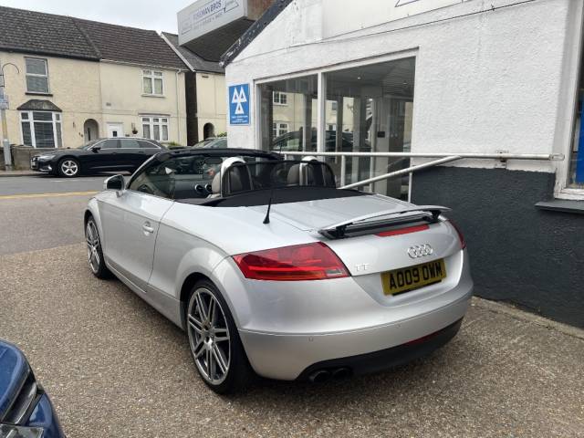 2009 Audi TT 2.0T FSI 2dr